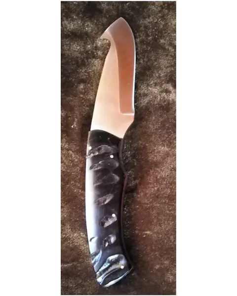 AS Large Gut Hook Skinner 2 by Andre Schoeman