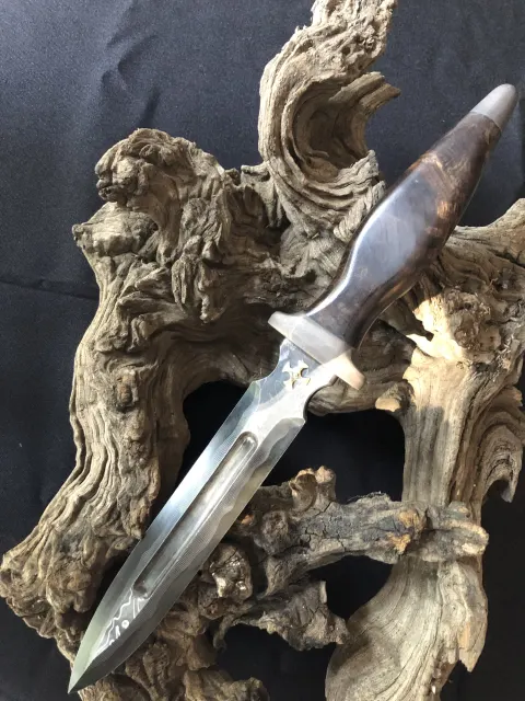 Knife by Charles Swart