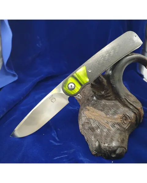 FM Knife 1 by Francois Massyn