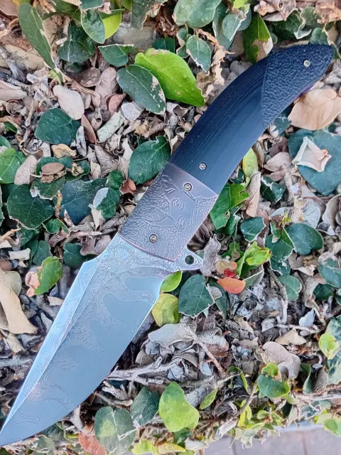 Knife by Jaco Knoetze