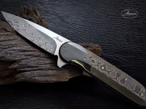 Liner Lock Folder by Jaco Schoeman