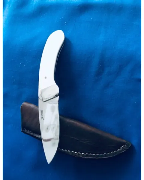 LdJ Knife 4 by Louis de Jager