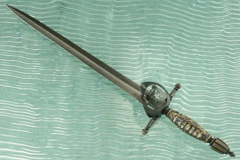 Clam Dagger by Neels van den Berg