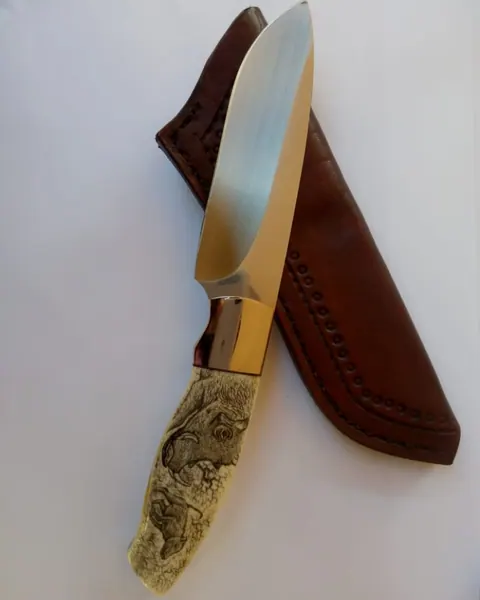 Drop Point Big Hunter by Nkosilathi (Nkosi) Jubane