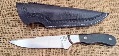 Knife by Phillip Verwey