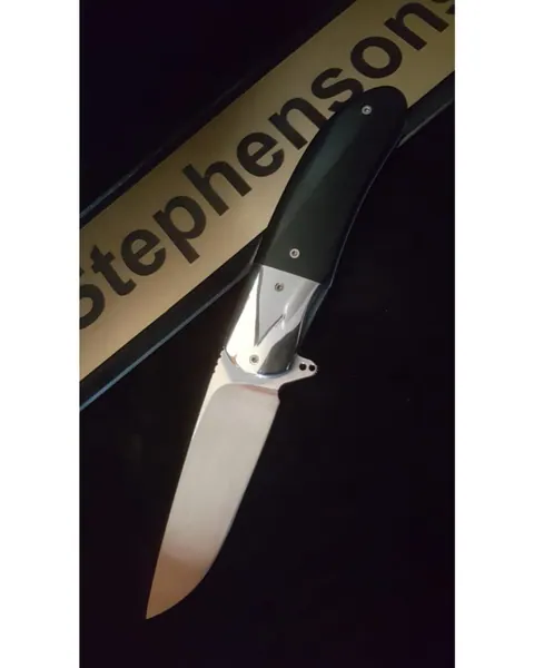 SS GM folder Black Carbon Fibre by Stephen Sutherland